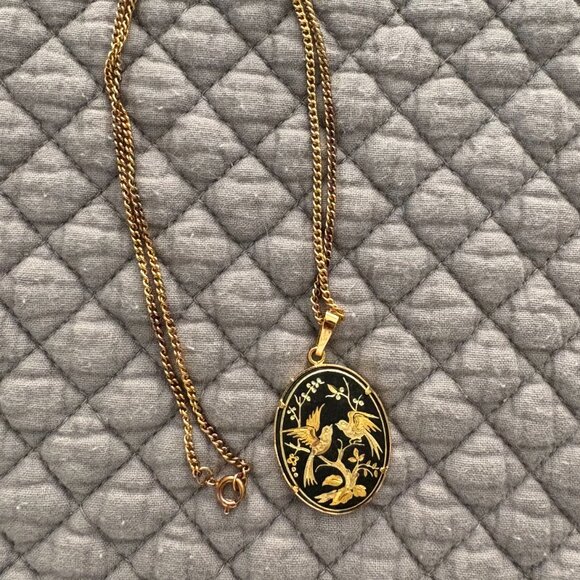 Damascene (Spanish Toledo) Vintage Pendant 24K Gold Inlaid Design w/Chain EUC - Picture 6 of 10